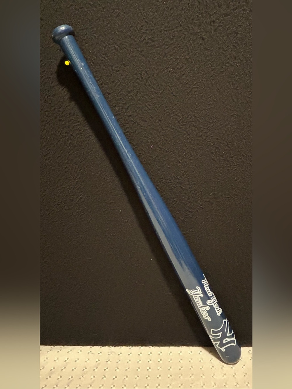 New York Yankees Mini Souvenir Bat Blue 2010 MLB Major League Baseball